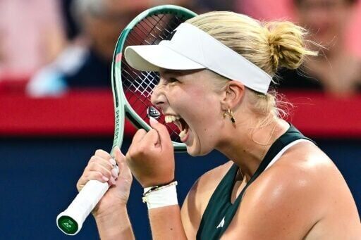 Swiatek crashes out of WTA Canadian Open, Osaka races through